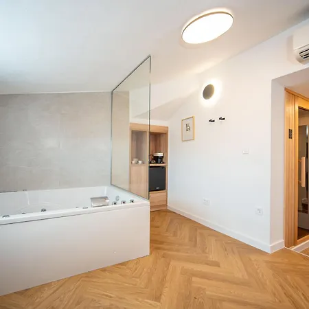 Lu Heritage & Palace 4* Split