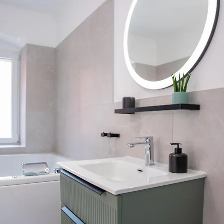 Гостевой дом Lu Heritage & Palace Сплит