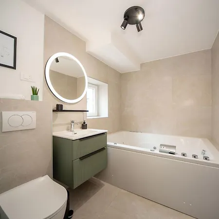 Lu Heritage & Palace 4*