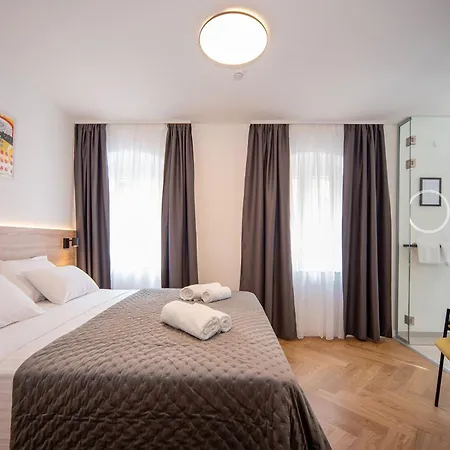 Lu Heritage & Palace Гостевой дом Сплит