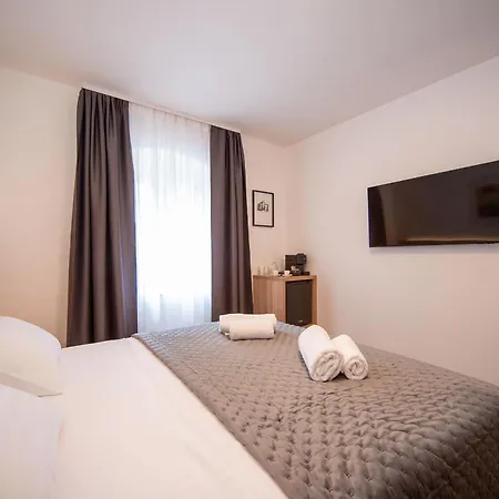 Гостевой дом Lu Heritage & Palace Сплит