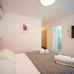 Lu Heritage & Palace Guest house