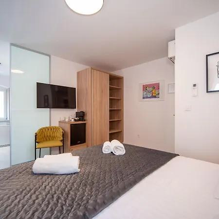 Lu Heritage & Palace 4* Split