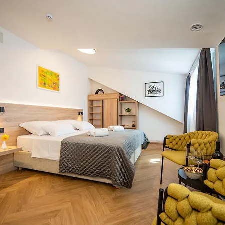 Lu Heritage & Palace Guest house Split
