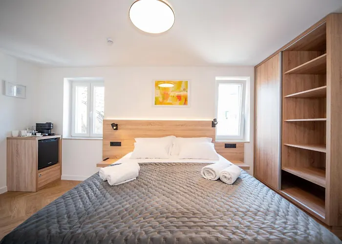 Lu Heritage & Palace