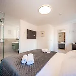 Πανσιόν Lu Heritage & Palace 4*