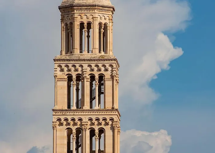 Lu Heritage & Palace سبليت